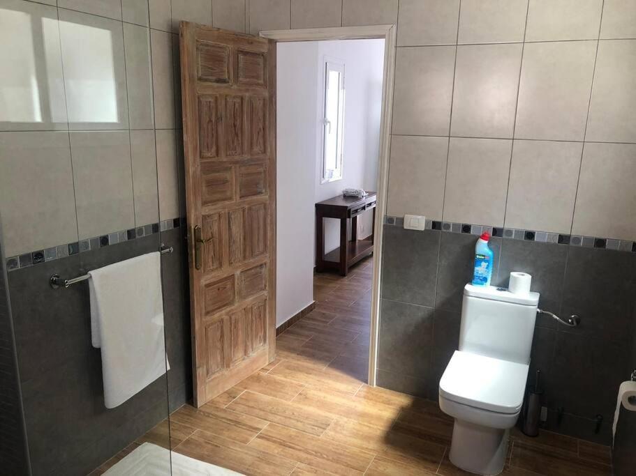 Gezellige Villa Met Prachtig Zicht En Zwembad Arona  Exteriör bild