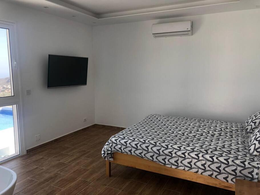 Gezellige Villa Met Prachtig Zicht En Zwembad Arona  Exteriör bild